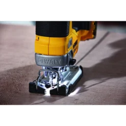 Dewalt 20-V Max Compact Cordless Jigsaw - Brushless Motor - Keyless Shoe - LED Light - Bare Tool (battery Not Included)