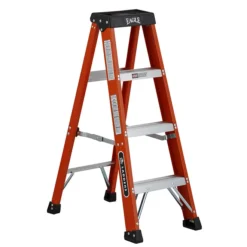 Gryphon Stepladder - CSA Grade 1 - Fiberglass - Serrated 3-in Steps For Comfort And Safety - 4-ft Height